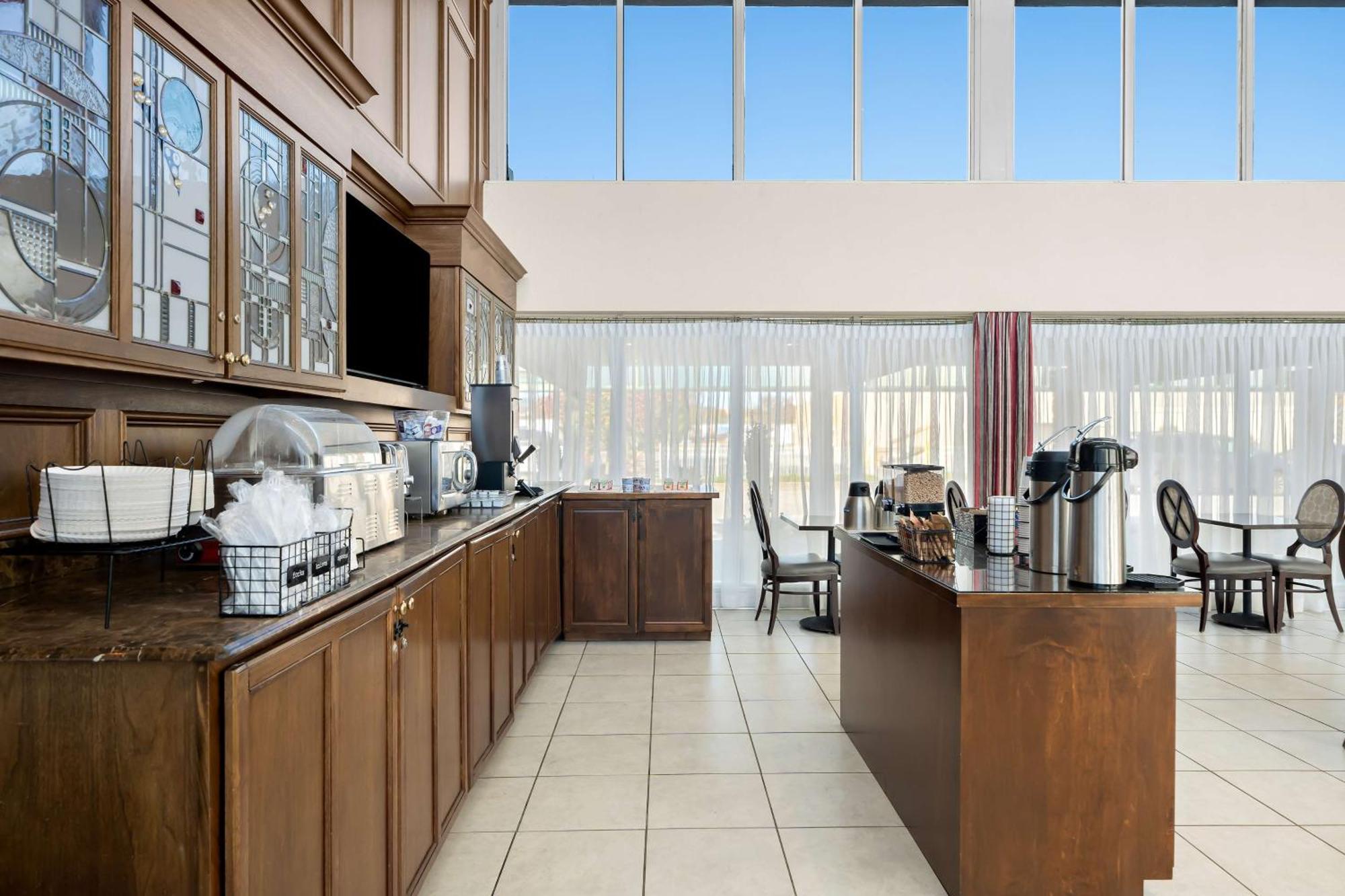 Brandywine Valley Inn Surestay Plus By Best Western Wilmington Luaran gambar