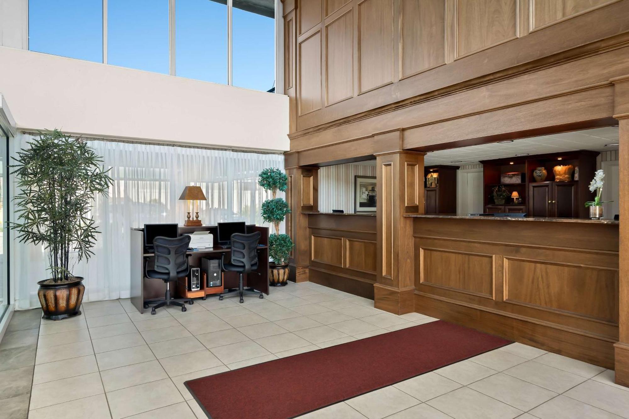 Brandywine Valley Inn Surestay Plus By Best Western Wilmington Luaran gambar